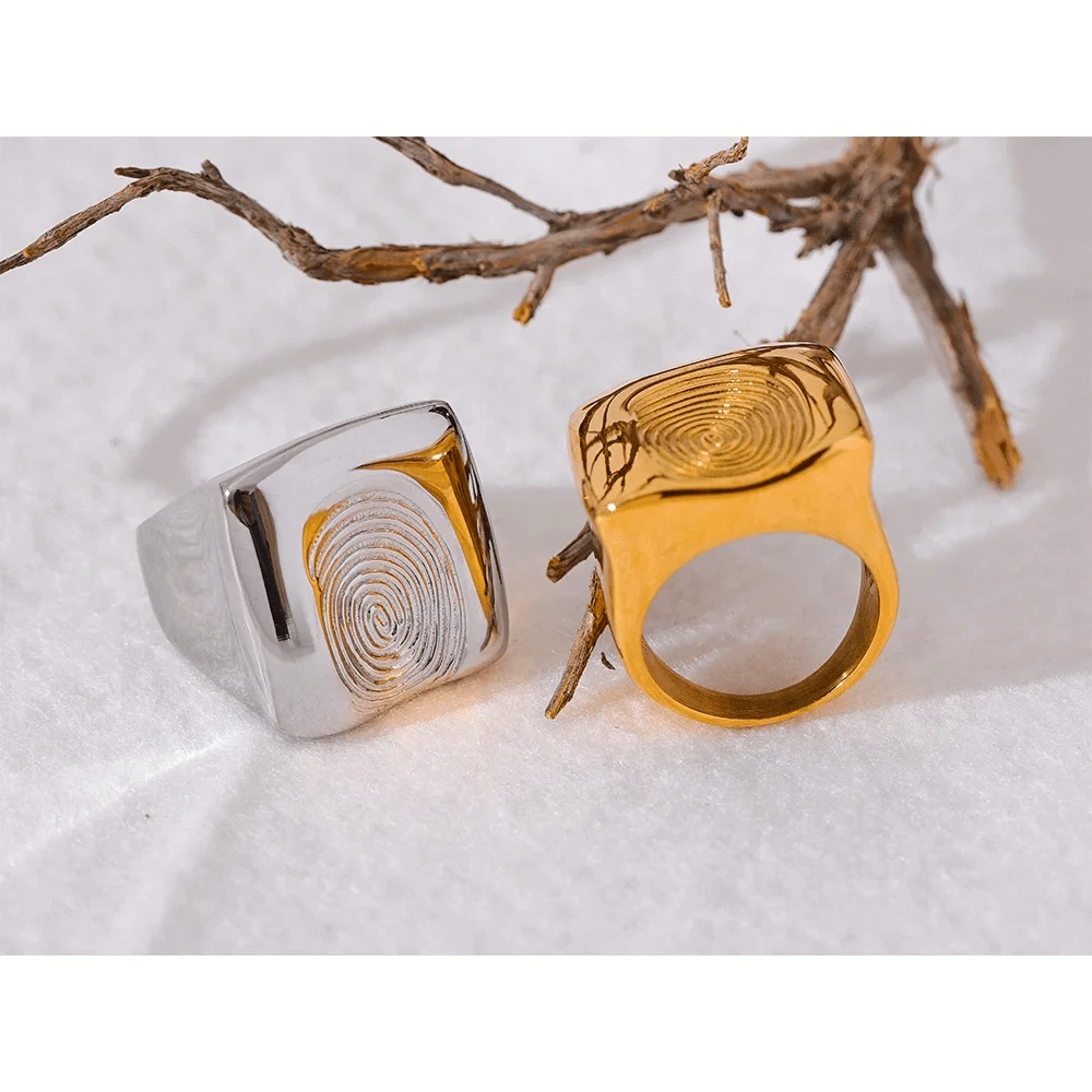 Pearlbud Rings Imprint Ring