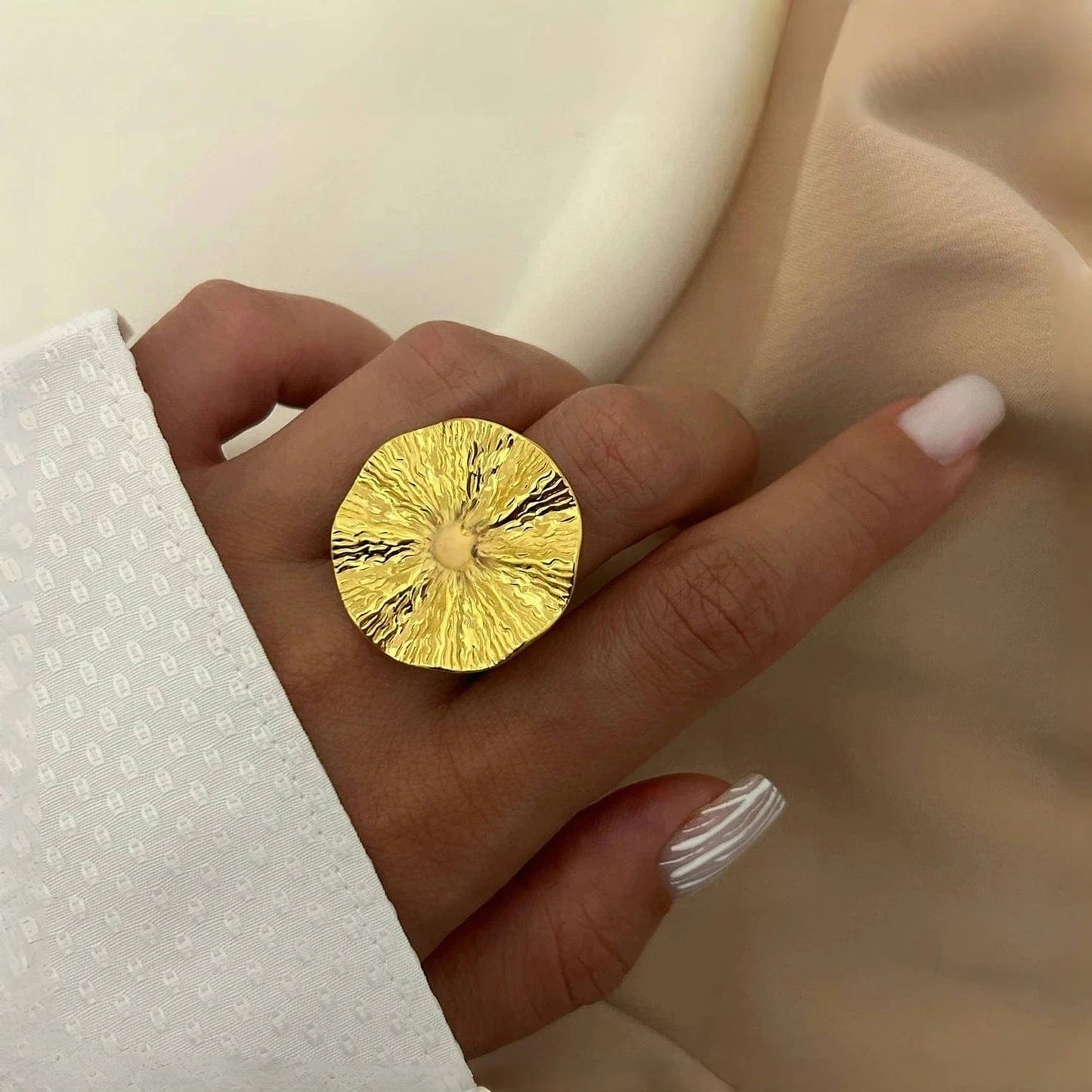 Pearlbud Rings Petalwave Ring
