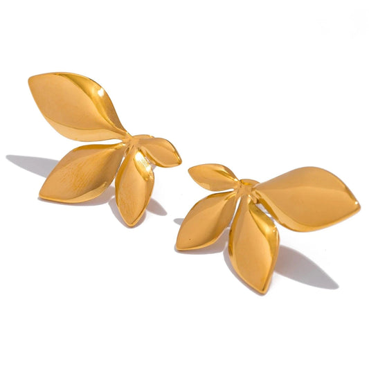 Pearlbud Earrings Gold Petal Bloom Studs