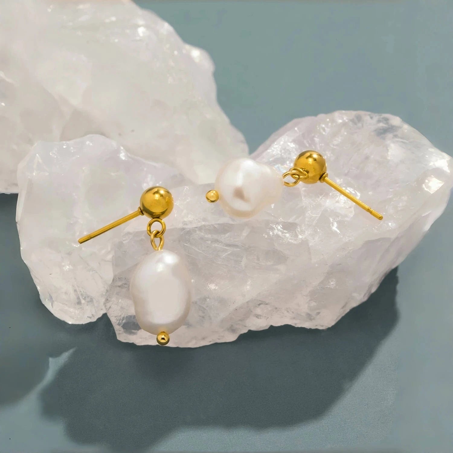 Pearlbud Earrings Luxe Pearl Stud Earrings