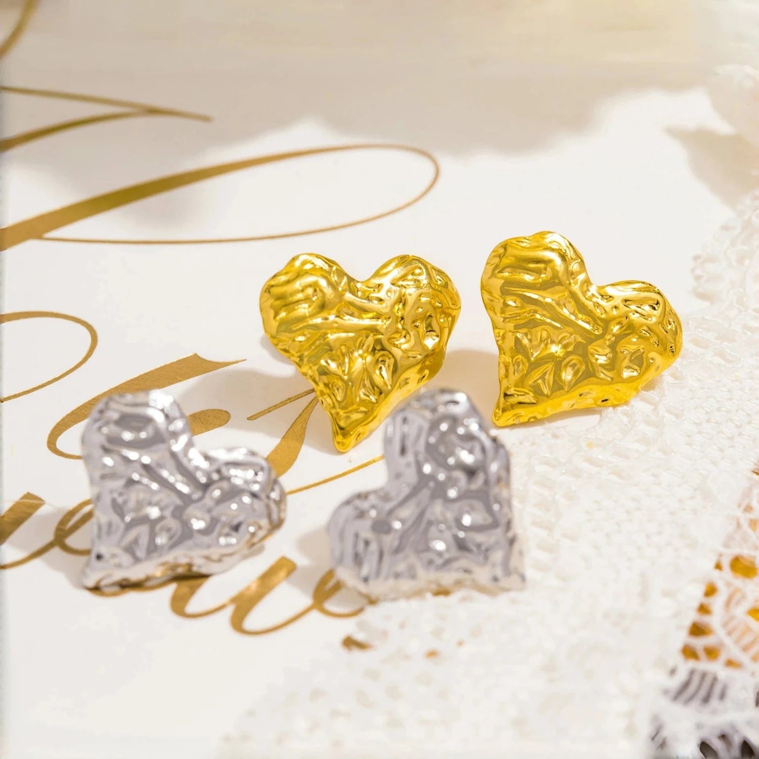 Pearlbud Earrings Molten Heart Studs
