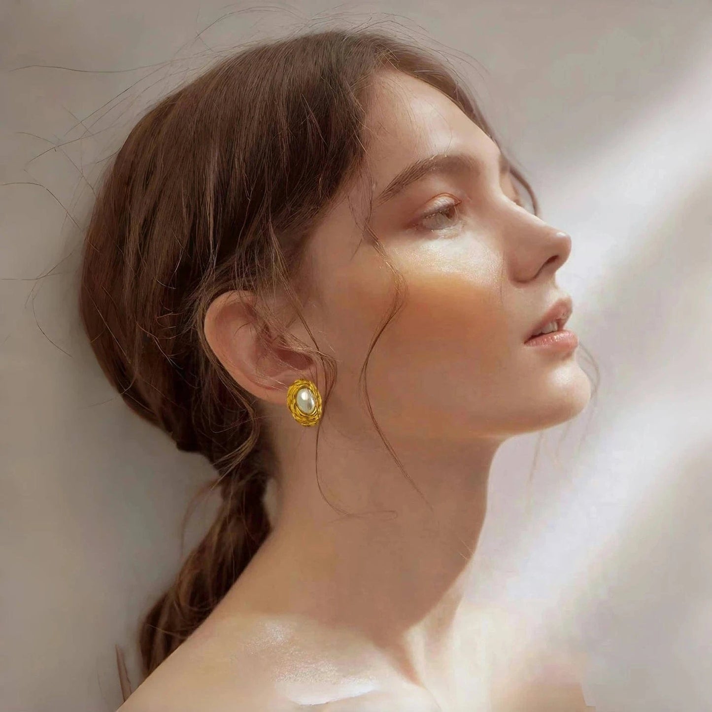 Pearlbud Earrings Pearlescent Studs Set