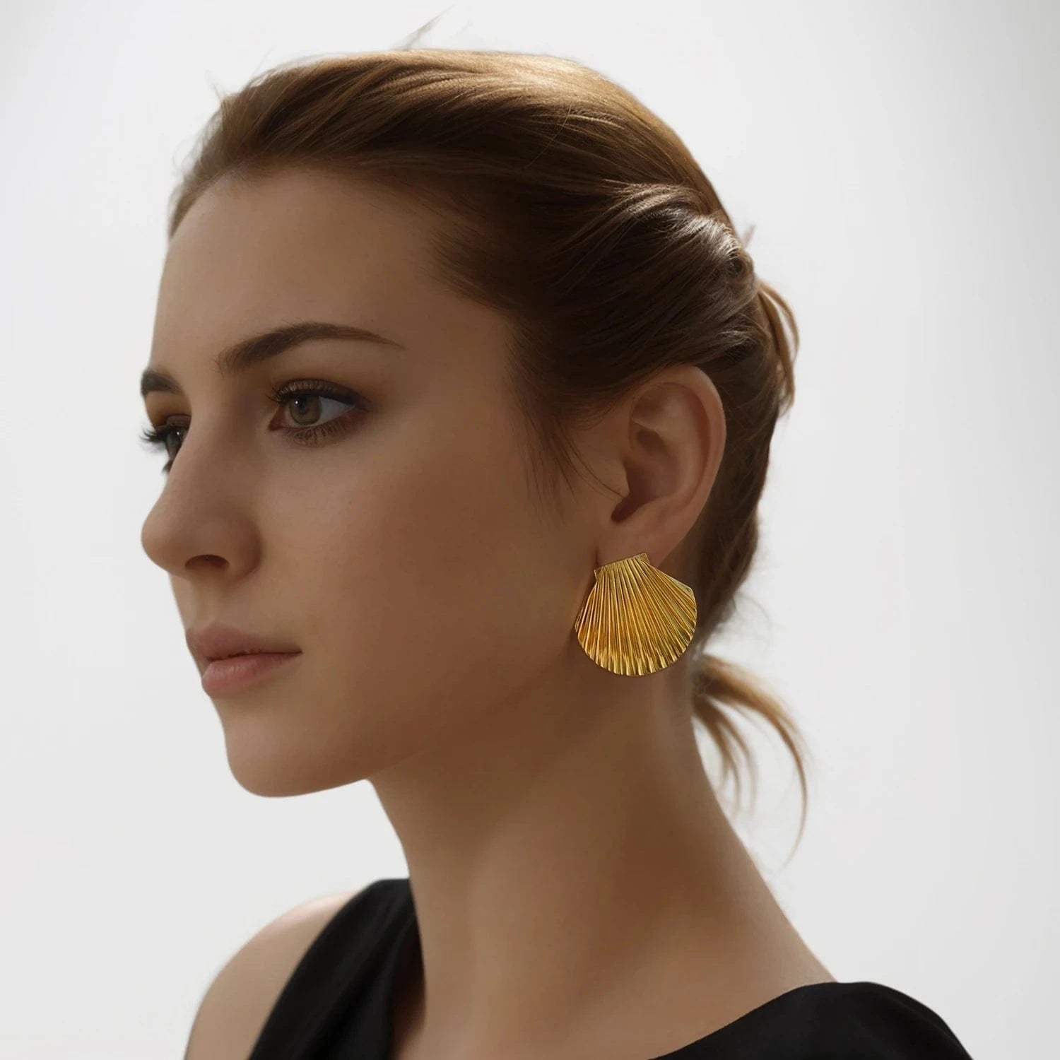 Pearlbud Earrings Seashell Stud Earrings