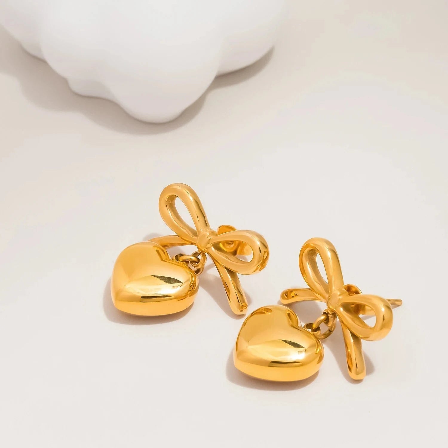 Pearlbud Earrings Sweetheart Bow Earrings