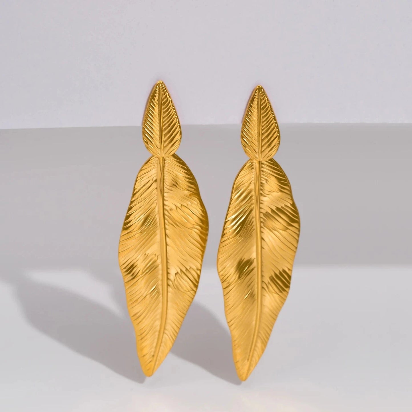 Pearlbud Earrings Warm Gold Palm Drift Drops