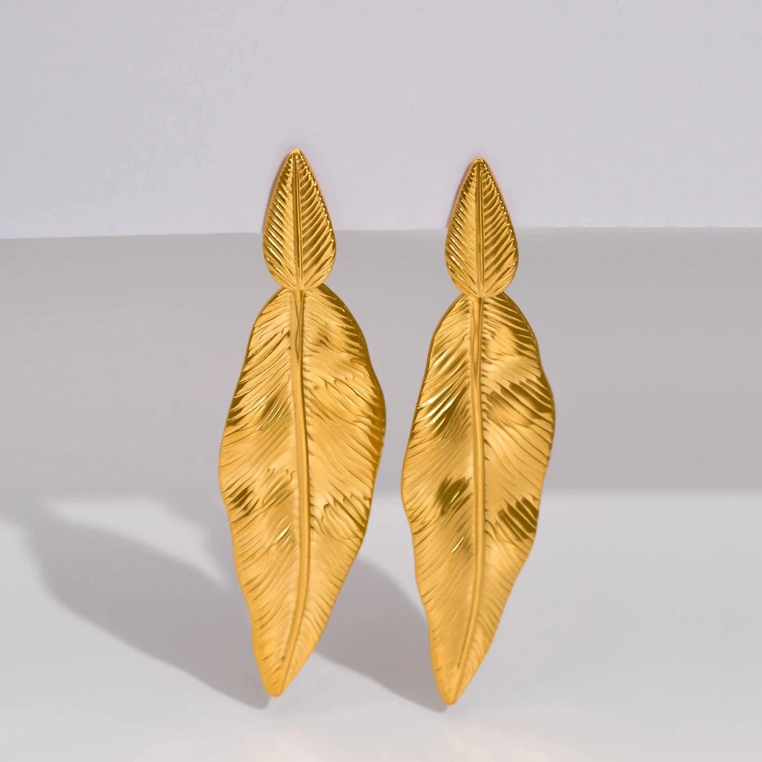 Pearlbud Earrings Warm Gold Palm Drift Drops