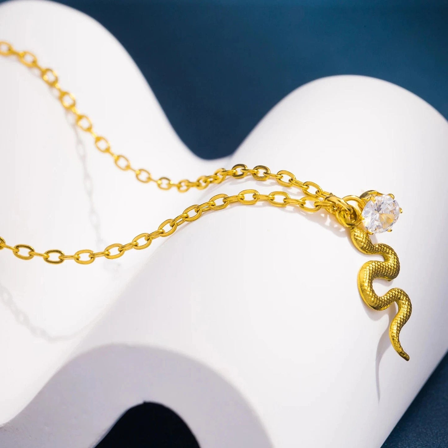 Pearlbud Necklace Serpent Spark Necklace
