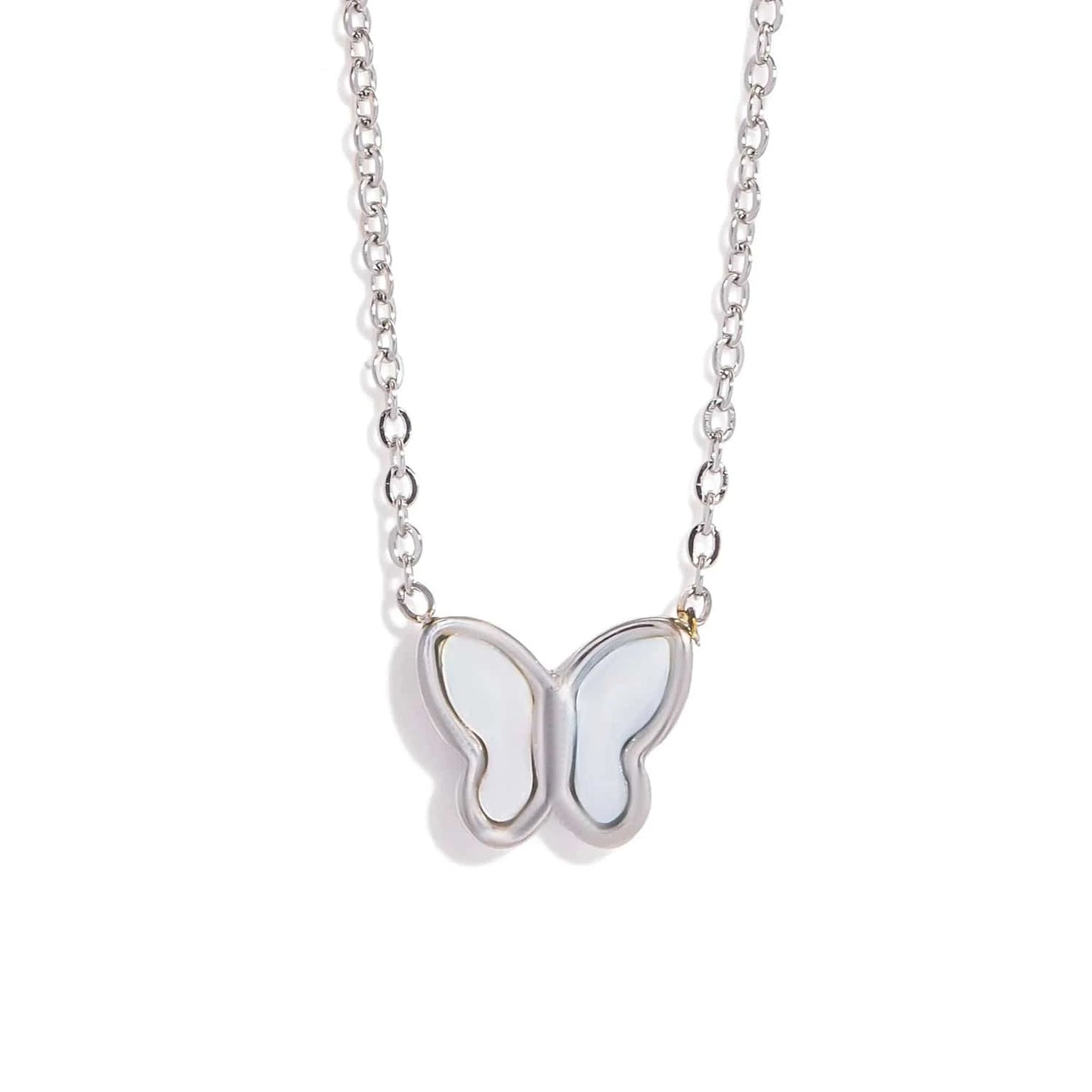 Pearlbud Necklace Silver Flutterlight Necklace