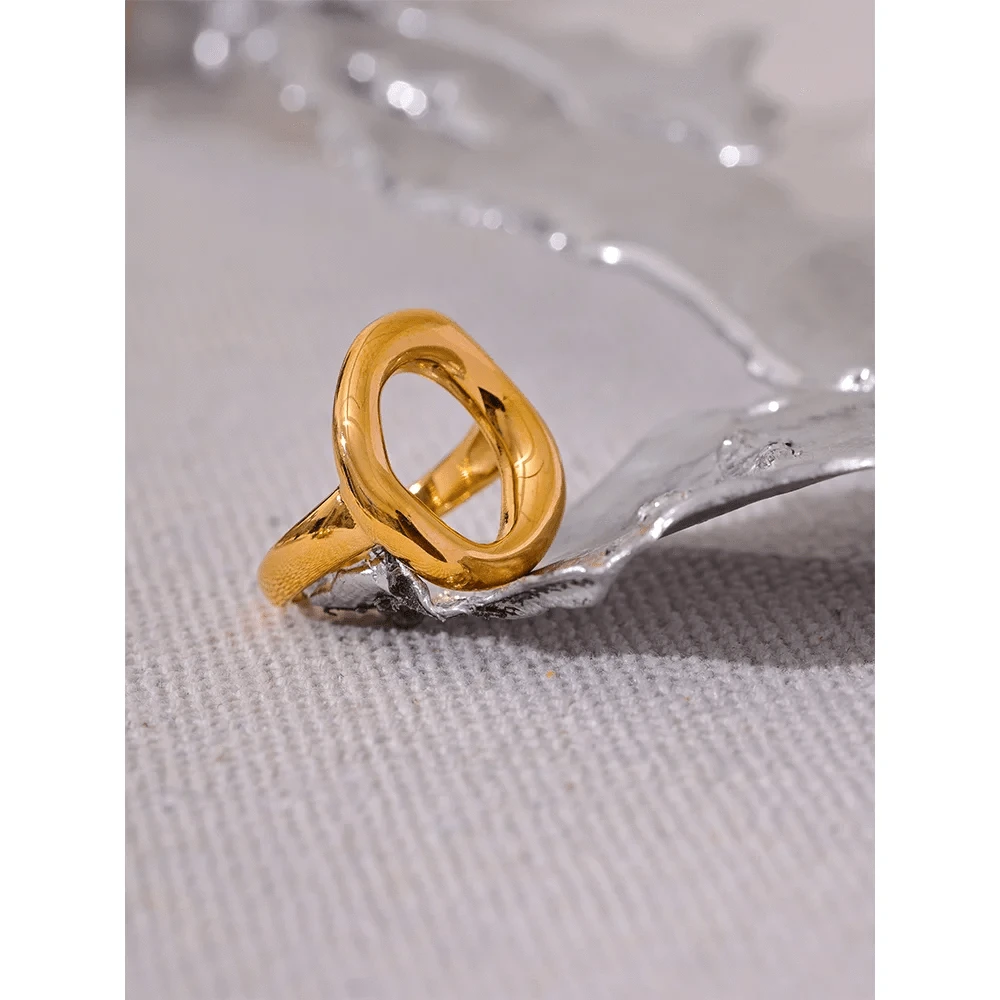 Pearlbud Rings Aura Open Circle Ring
