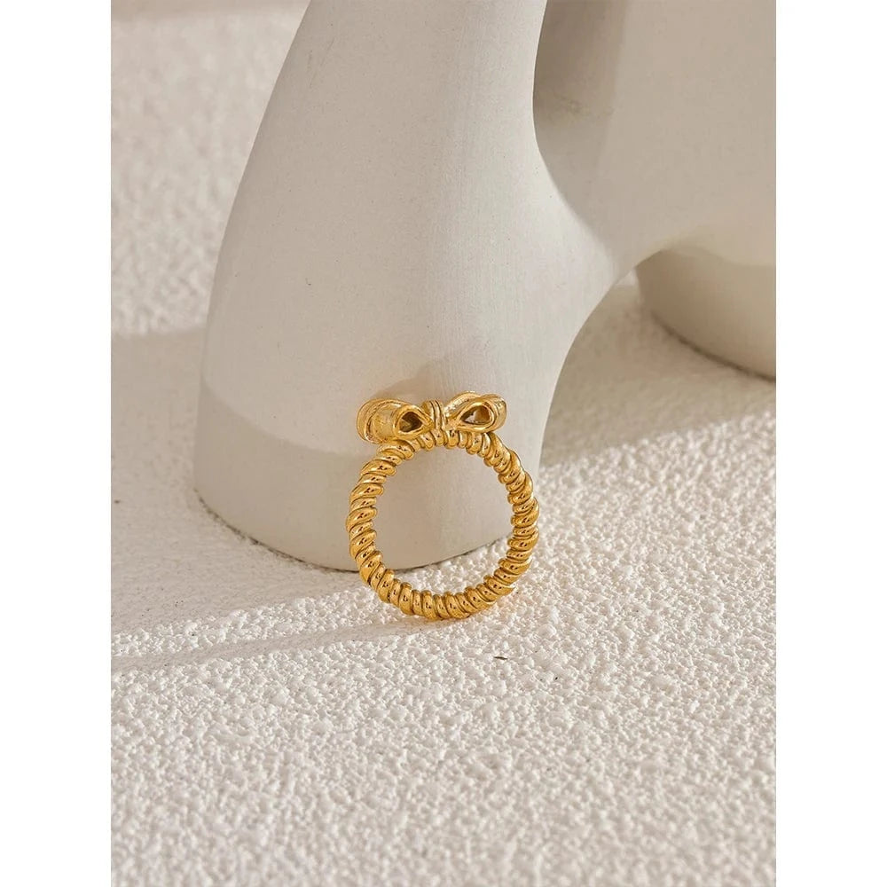 Pearlbud Rings Chloe Bow Ring
