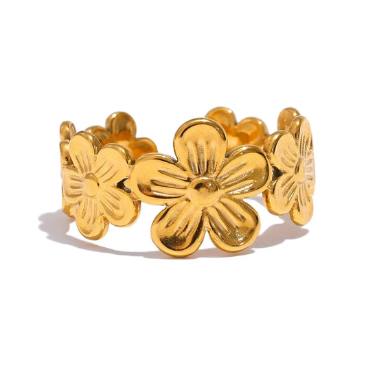 Pearlbud Rings Gold Daisy Chain Ring