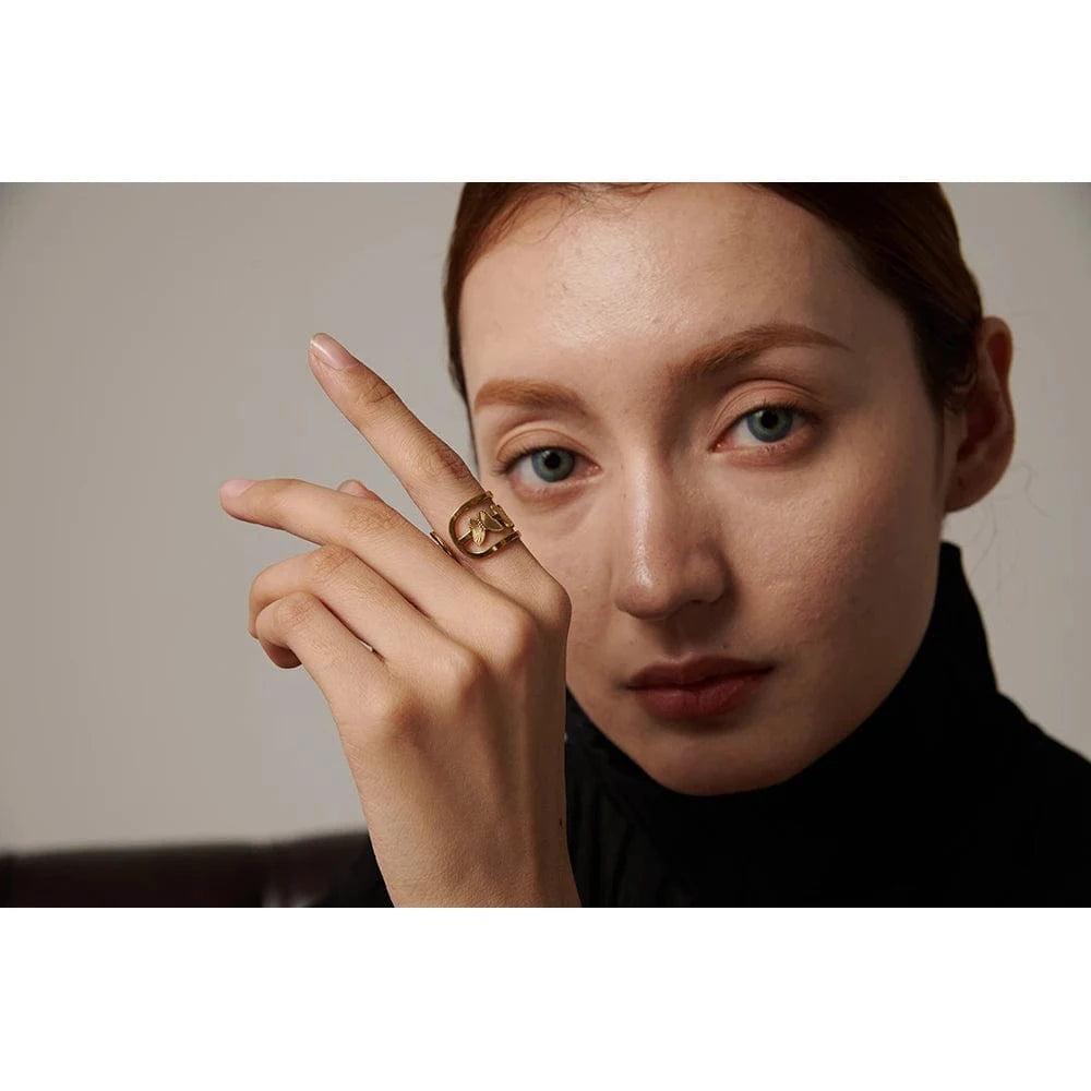 Pearlbud Rings Gold Flutterline Ring