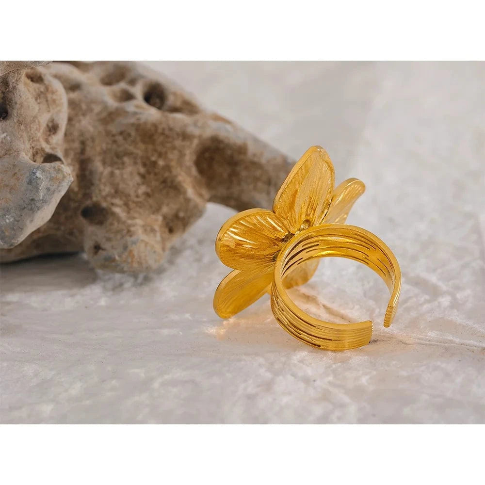 Pearlbud Rings Gold Statement Blossom Ring