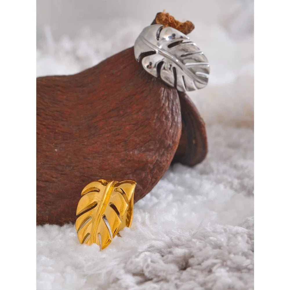 Pearlbud Rings Monstera Leaf Ring