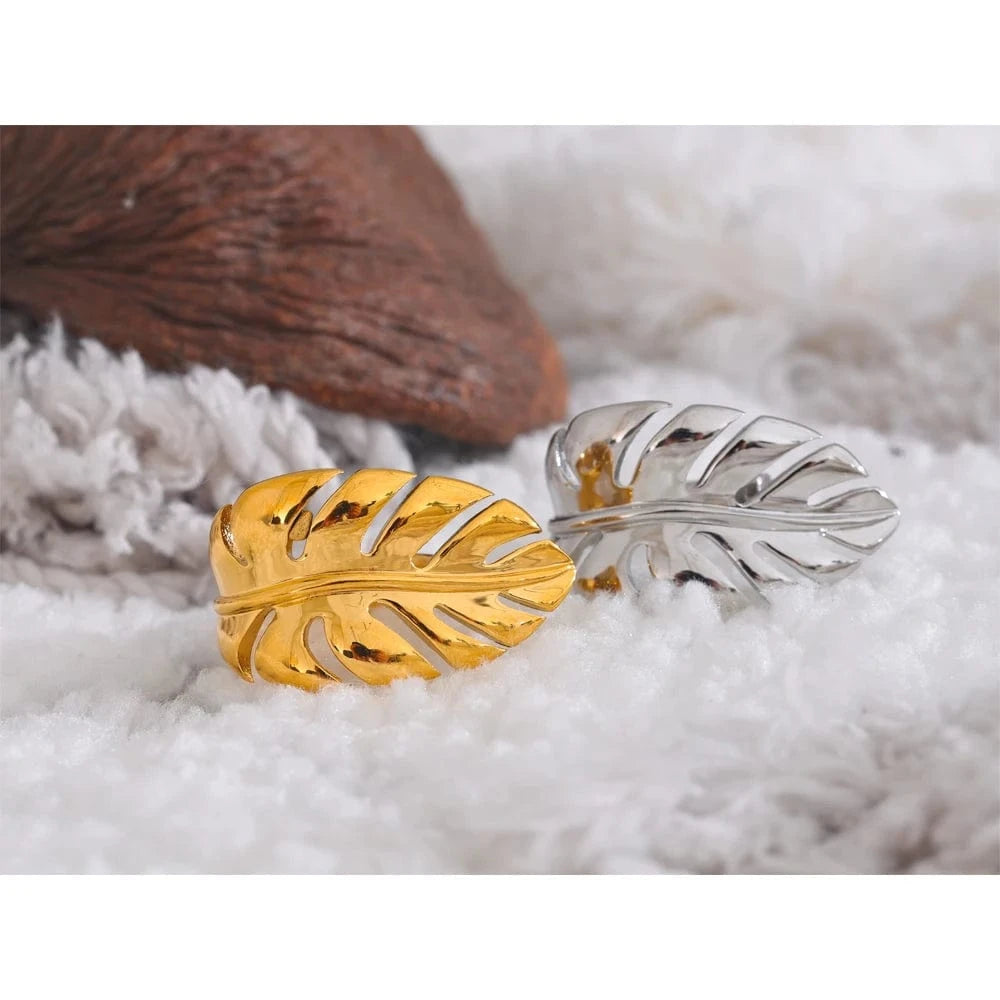 Pearlbud Rings Monstera Leaf Ring