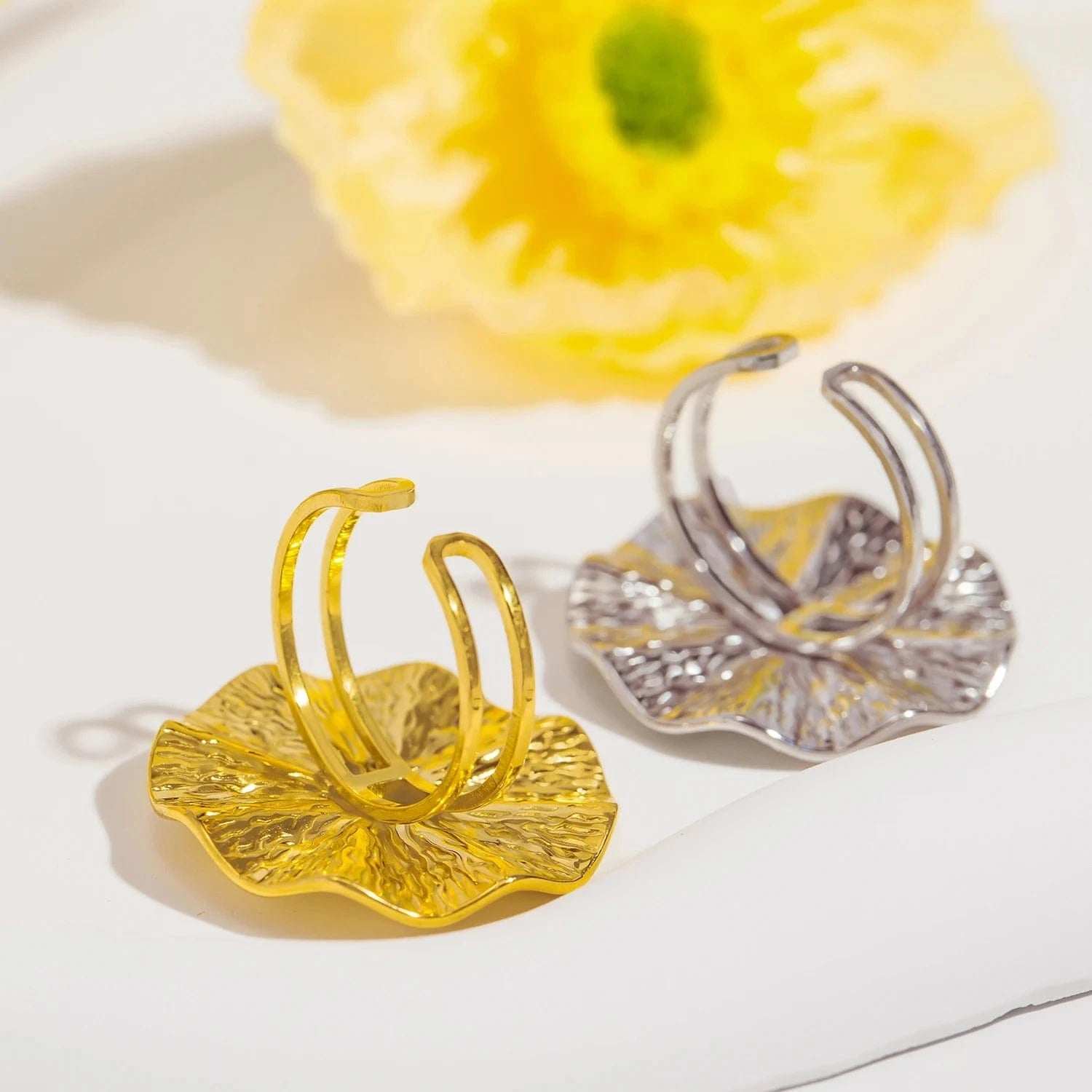 Pearlbud Rings Petalwave Ring