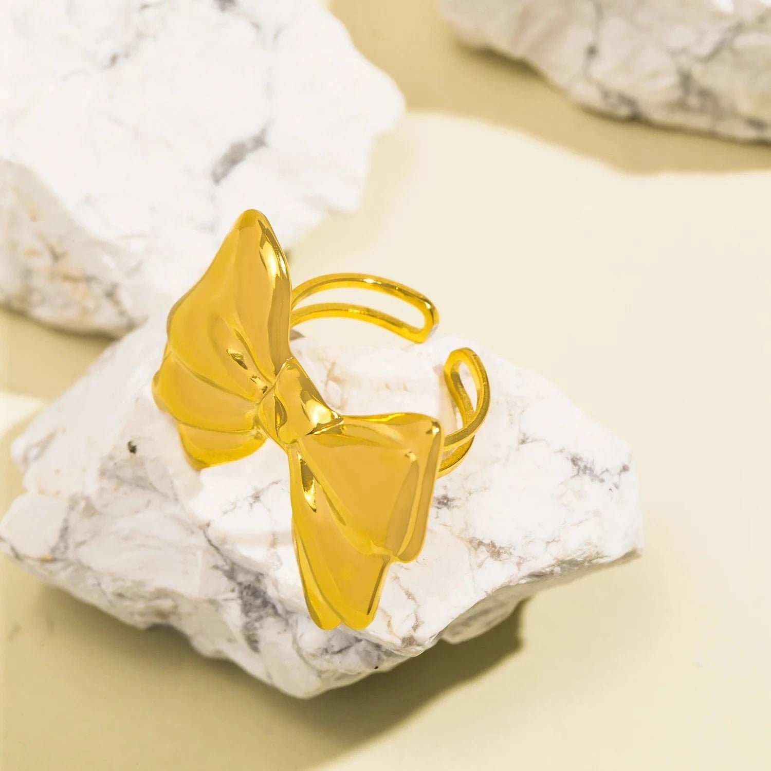 Pearlbud Rings Ribbon Pop Ring