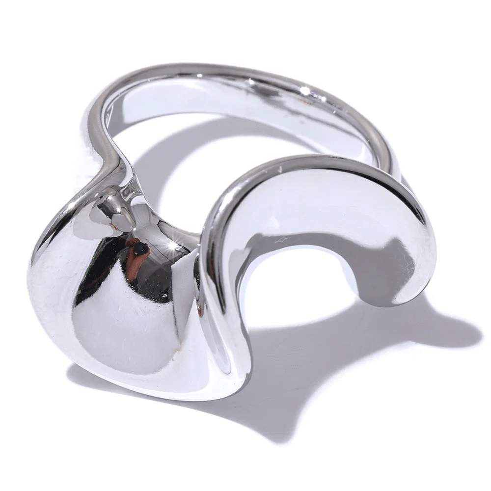 Pearlbud Rings Silver / 7 Crest Ring