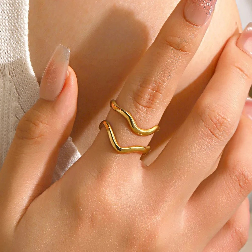 Pearlbud Rings Soft Current Ring