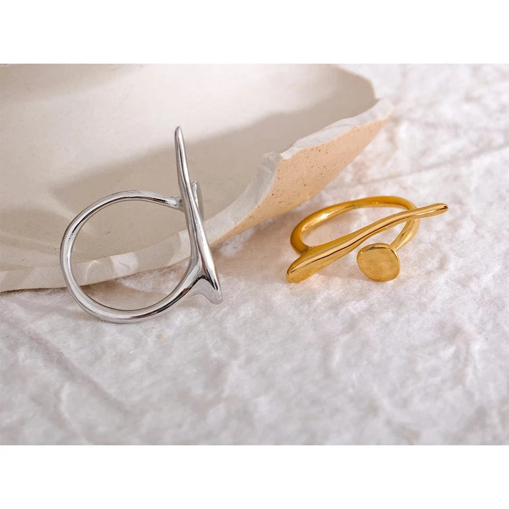 Pearlbud Rings Sway Ring